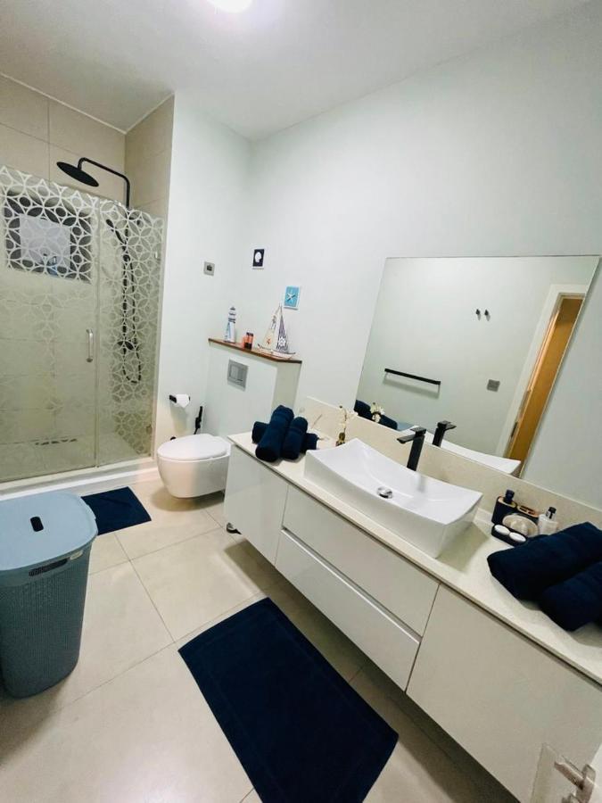 Beachcove Apartment 2 Pereybere Beach Exteriér fotografie